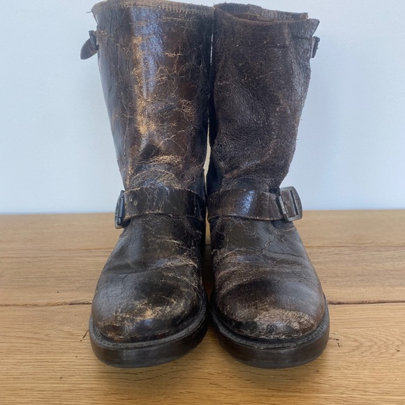 Frye Veronica distressed boot size 7 - Picture 4 of 4